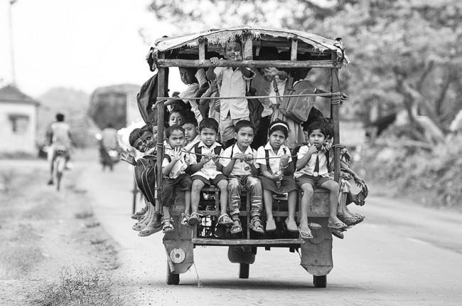 children-going-to-school-around-the-world-19