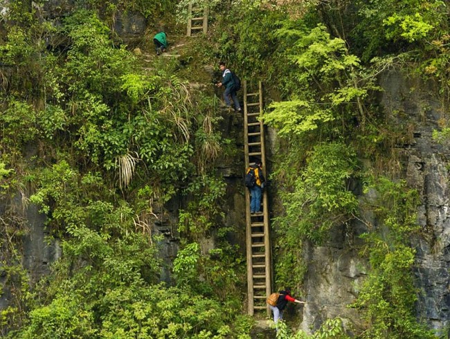 children-going-to-school-around-the-world-25