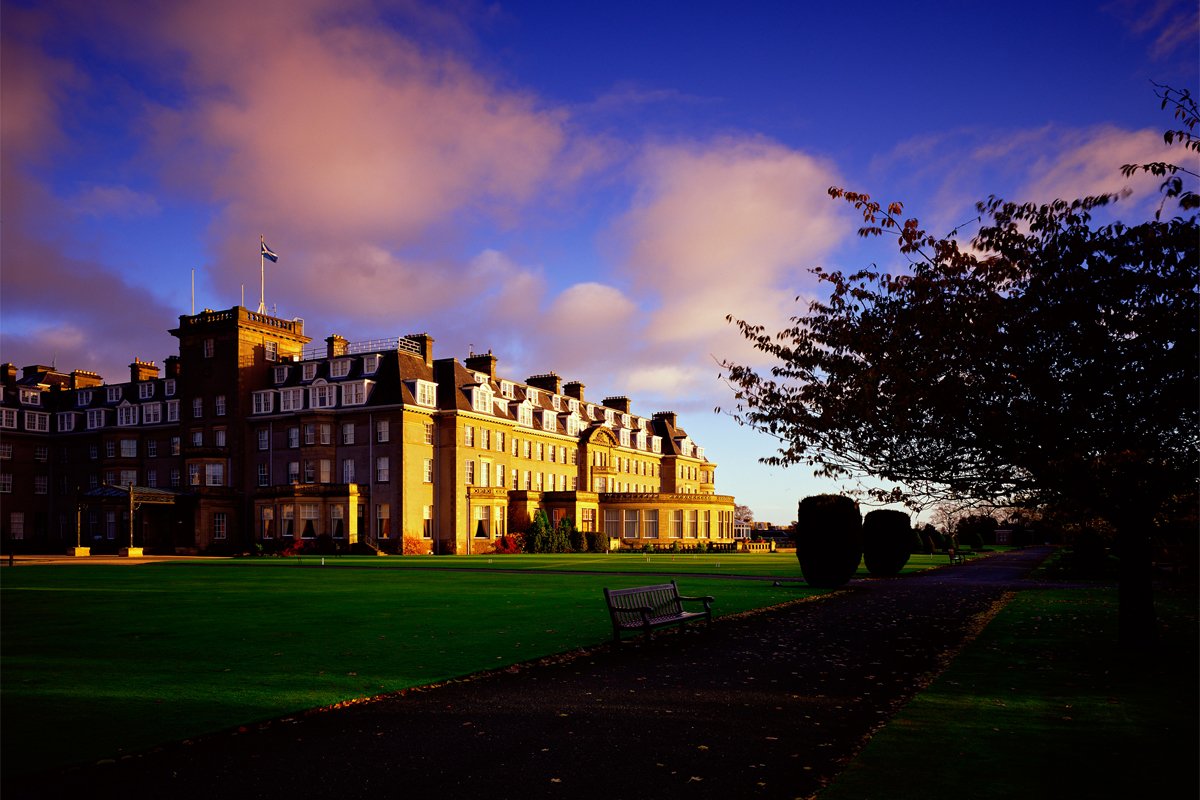 16_tie._gleneagles_hotel_scotland