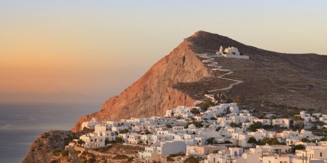 panagia koimisews folegandros