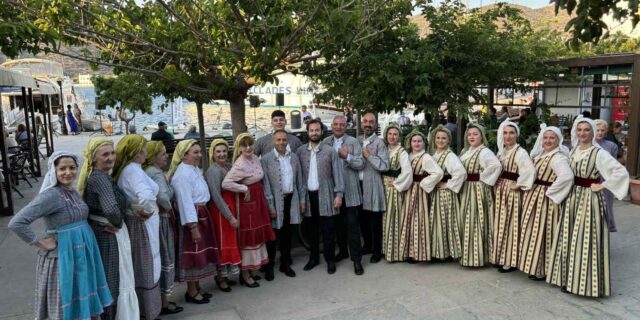 IMG-02132bb9fbd171c1fb6d533ce16d25ee-V