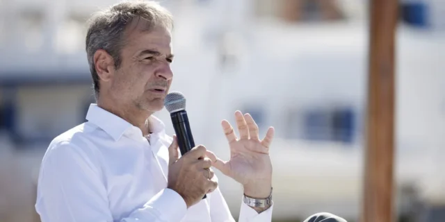 mitsotakis-syzitisi-amorgos (2).jpg